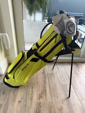 Sunday Golf El Camino Superlite Stand Bag in Neon Yellow
